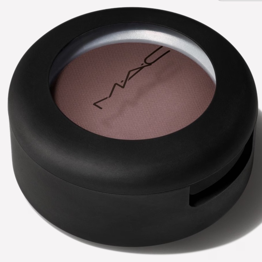 MAC Powder Kiss Soft Matte Eyeshadow Give a Glam - Picture 3 of 16